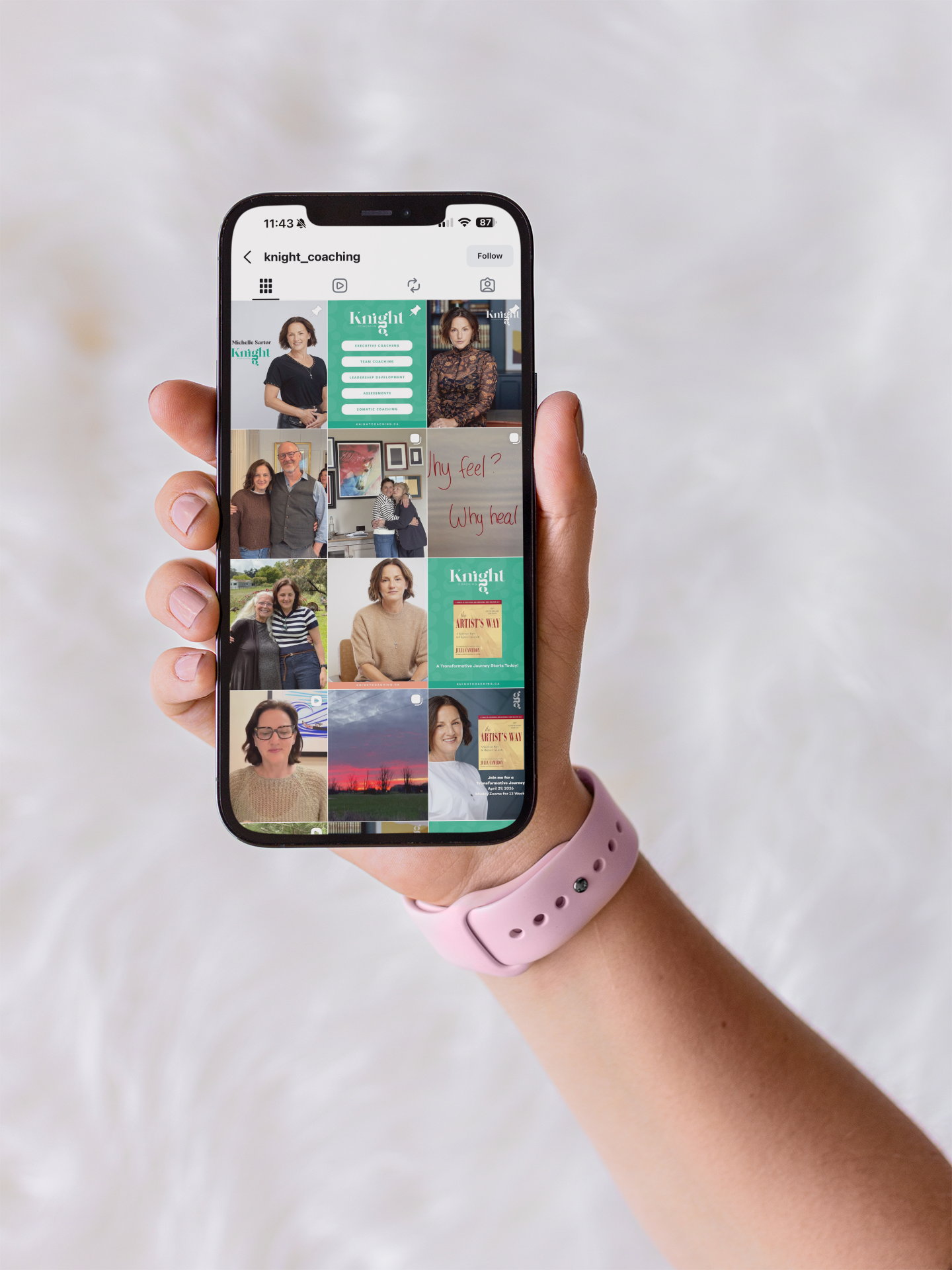 creative atmosphere social media hooks
